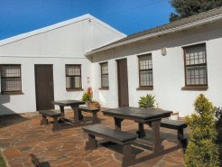 Holiday Rentals & Accommodation - Self Catering - South Africa - Eastern Cape/Nelson Mandela Bay - Port Elizabeth