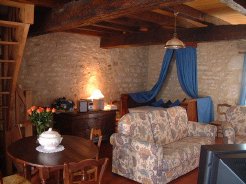 Country Cottages to rent in Saint Michel le Cloucq, Western Loire, France