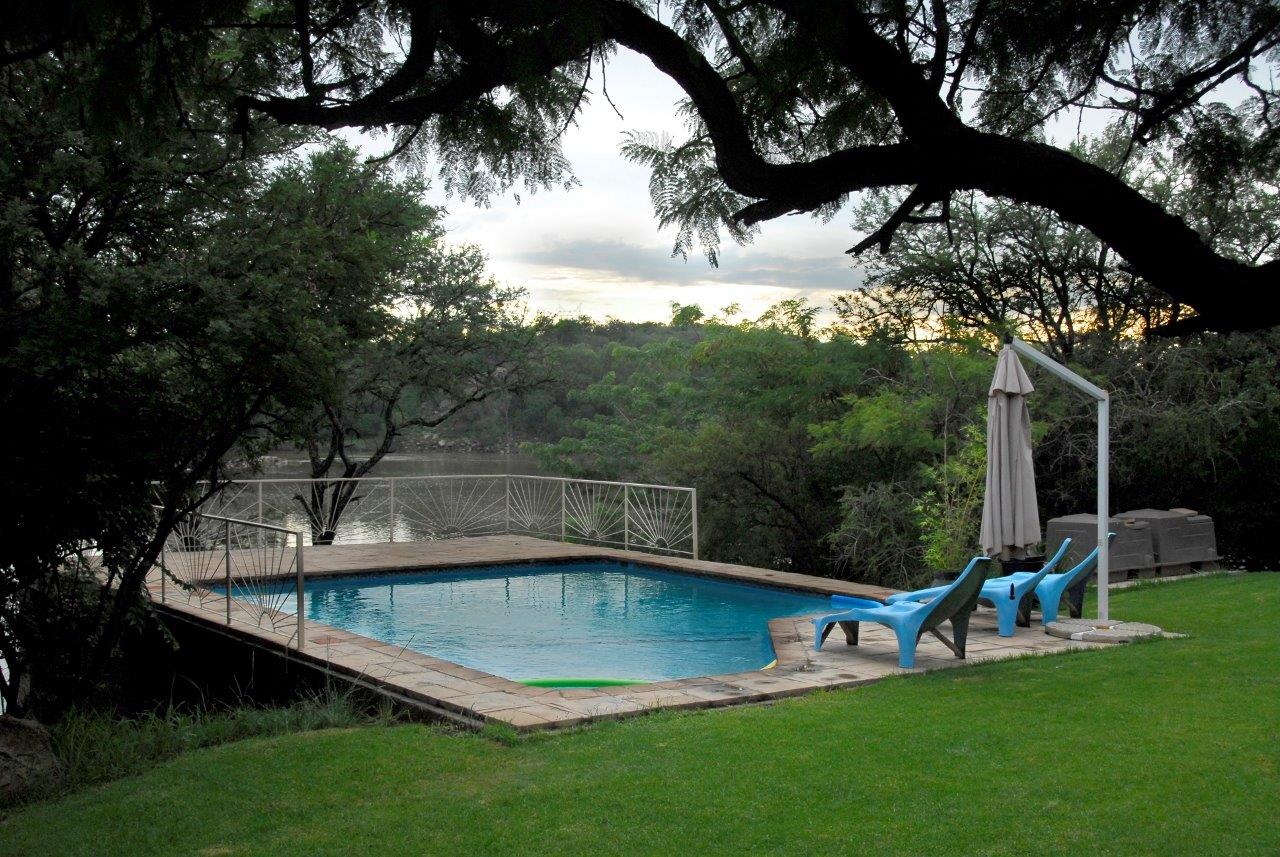 Self Catering to rent in Vaaloewer, Vaal River - Gauteng, South Africa