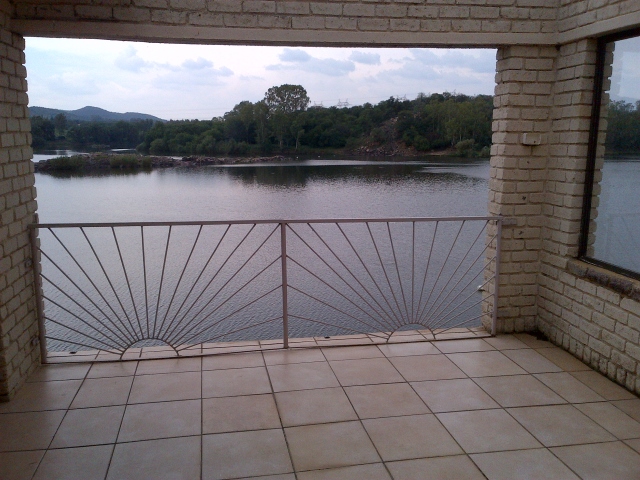 Self Catering to rent in Vaaloewer, Vaal River - Gauteng, South Africa