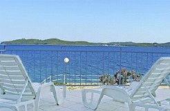 Beachfront Apartments to rent in Orebic, Dubrovnik region, Croatia