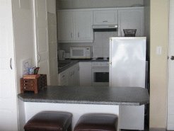Self Catering to rent in Cape Town, Bloubergstrand, South Africa