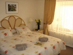 Self Catering to rent in Cape Town, Northern Suburbs, Cape Town, South Africa