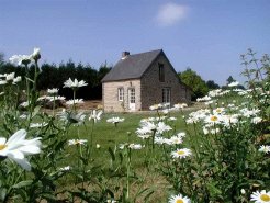 Cottages to rent in Champcervon, Mont Saint Michel / Normandy, France