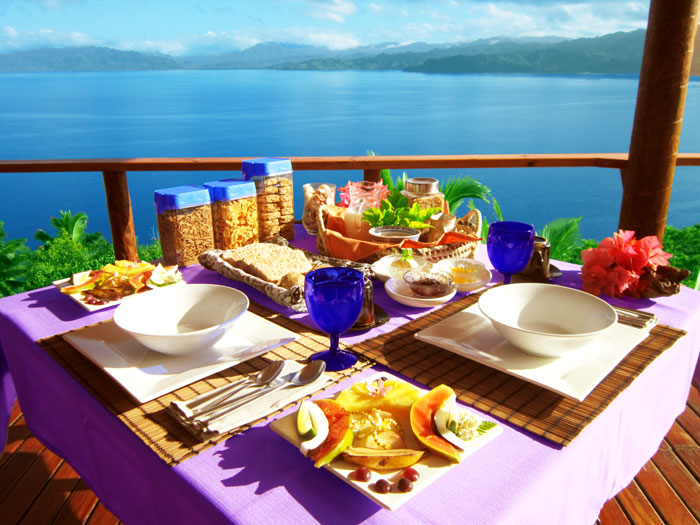 Holiday Rentals & Accommodation - Bed and Breakfasts - Fiji - Fiji Islands - Savusavu