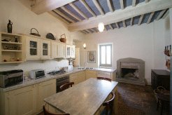 Apartments to rent in Todi, Umbria, Italy