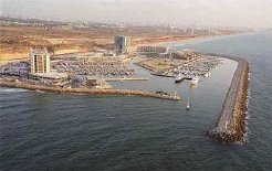 Beachfront Apartments to rent in Herzliya, Herzliya marina, Israel