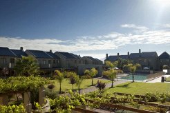 Holiday Rentals & Accommodation - Golf Holidays - South Africa - Winelands - Stellenbosch