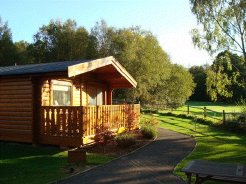 Country Lodges to rent in Crawley, West Sussex, England