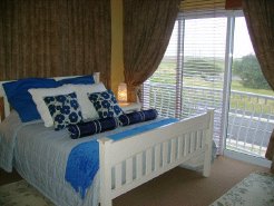Bed and Breakfasts to rent in Western Cape, Table View, South Africa