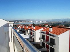 Beach Houses to rent in Sao Martinho do Porto, Silver Coast, Portugal