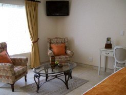 Guest Houses to rent in Somerset West, Western Cape, South Africa