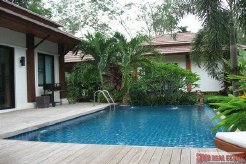 Holiday Villas to rent in Rawai, The Villas, Thailand