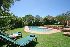 Holiday Homes to rent in Cape Town, Camps Bay, South Africa