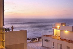 Holiday Rentals & Accommodation - Exclusive Luxury Accommodation - South Africa - Bantry Bay - Cape Town
