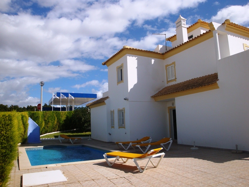 Villas to rent in Albufeira, Algarve, Portugal