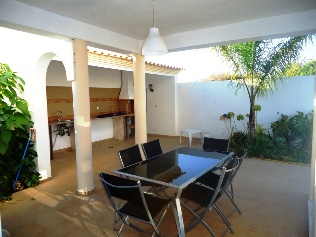 Villas to rent in Portimao, Algarve, Portugal