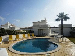 Beach Houses to rent in Albufeira , Algarve, Portugal