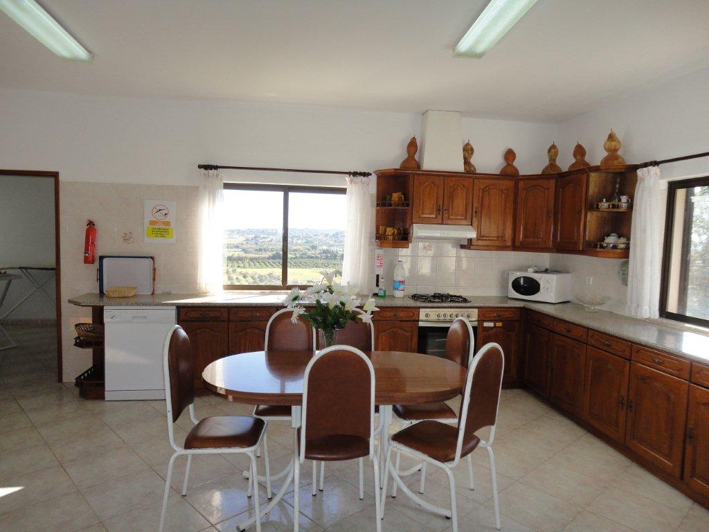 Holiday Villas to rent in Silves, Algarve, Portugal