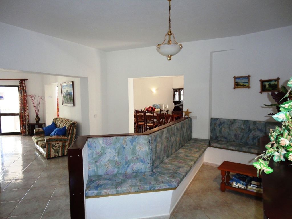 Holiday Villas to rent in Silves, Algarve, Portugal