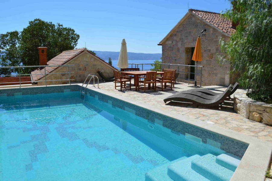 Holiday Villas to rent in Omi, Dalmatia-Croatia, Croatia