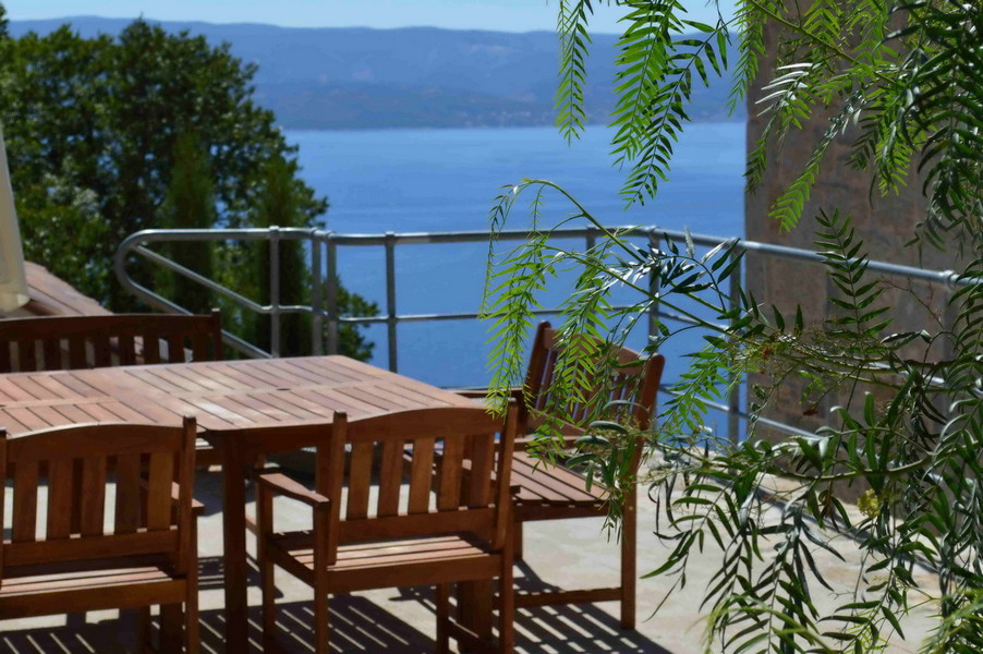 Holiday Villas to rent in Omi, Dalmatia-Croatia, Croatia