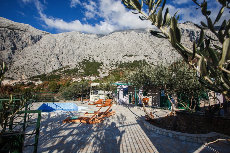 Holiday Villas to rent in Baska Voda, Dalmatia-Croatia, Croatia