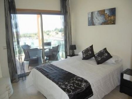 Villas to rent in Alcantarilha, Algarve, Portugal