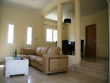Villas to rent in Quarteira, Algarve, Portugal
