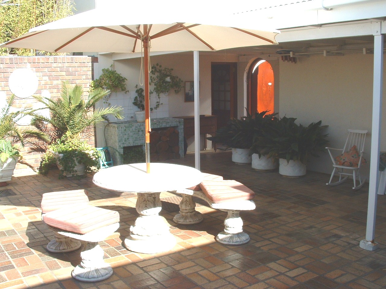 Guest Houses to rent in Paarl, Wine Region, South Africa