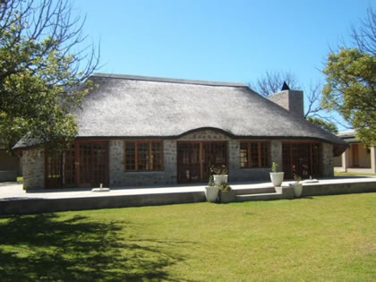 Holiday Rentals & Accommodation - Guest Houses - South Africa - Cape Whale Coast - Pringle Bay