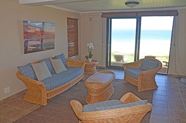 Beachfront Accommodation to rent in Klein Brakrivier, Garden Route, South Africa