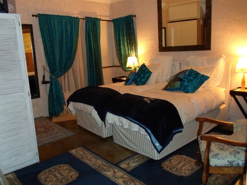 Guest Houses to rent in Struisbaai, Western Cape, South Africa