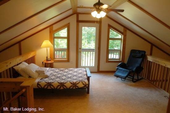 Cabins to rent in Glacier, Mt. Baker, USA