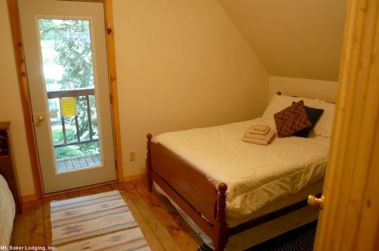 Cabins to rent in Glacier, Mt. Baker, USA