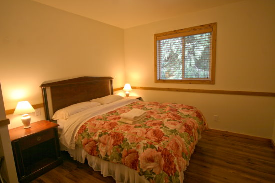 Cabins to rent in Glacier, Mt. Baker, USA