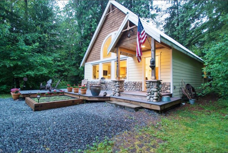 Cabins to rent in Glacier, Mt. Baker, USA