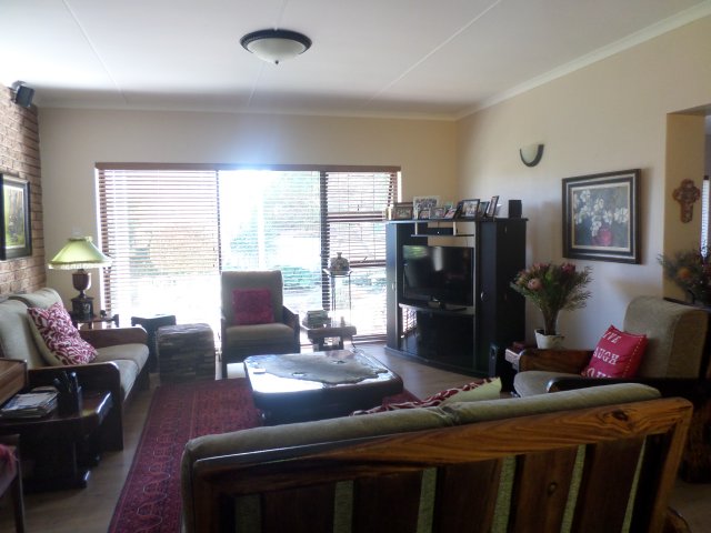Holiday Accommodation to rent in Hartenbos, Garden Route, South Africa