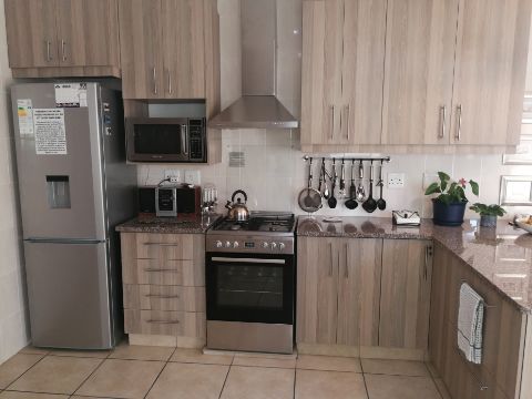 Holiday Accommodation to rent in Reebok, Garden Route, South Africa