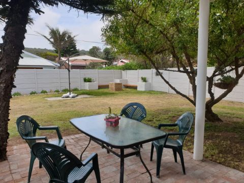 Self Catering to rent in Reebok, Garden Route, South Africa