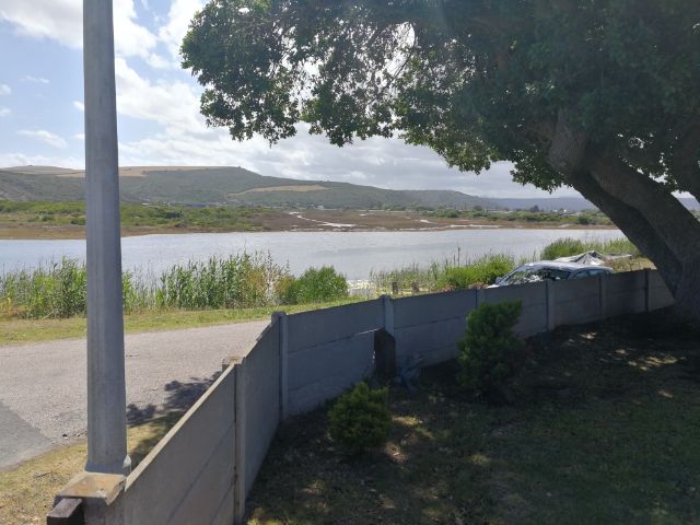 Holiday House to rent in Little Brak River, Garden Route, South Africa