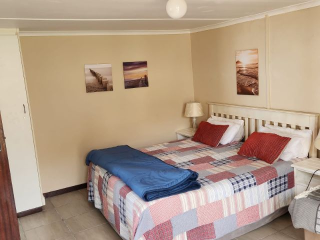 Holiday House to rent in Little Brak River, Garden Route, South Africa