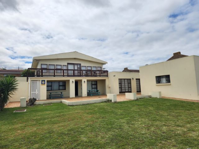 Holiday House to rent in Little Brak River, Garden Route, South Africa