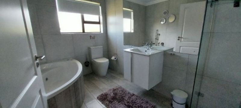 Holiday House to rent in GREAT BRAK RIVER, Garden Route, South Africa