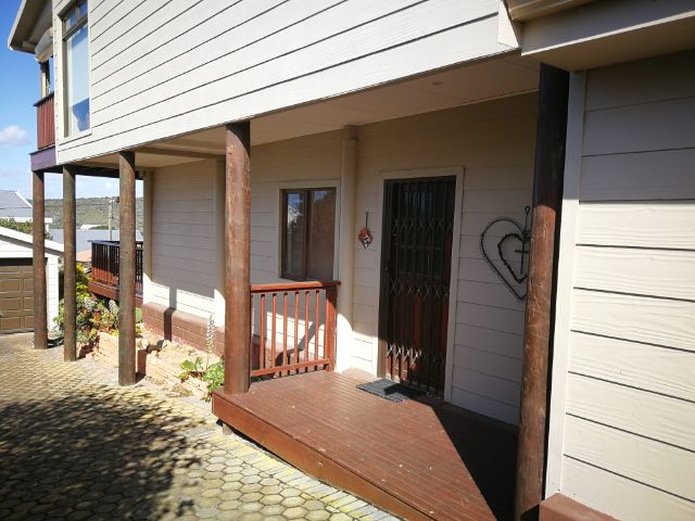 Holiday House to rent in Little Brak River, Garden Route, South Africa