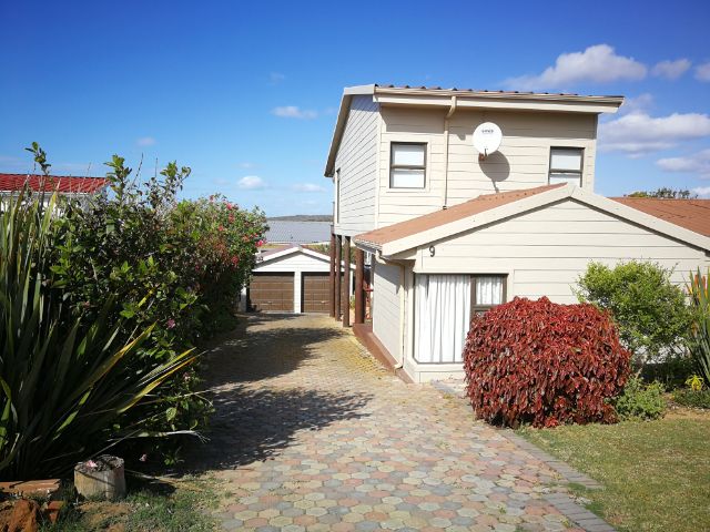 Holiday House to rent in Little Brak River, Garden Route, South Africa