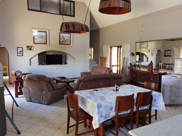 Holiday House to rent in Little Brak River, Garden Route, South Africa