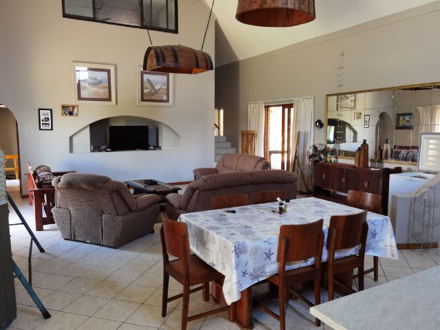 Holiday House to rent in Little Brak River, Garden Route, South Africa