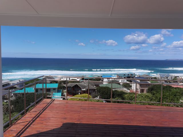 Holiday House to rent in Mossel Bay, Great Brak River, South Africa