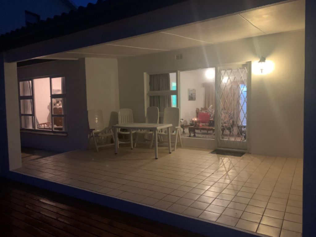 Holiday House to rent in Mossel Bay, Great Brak River, South Africa